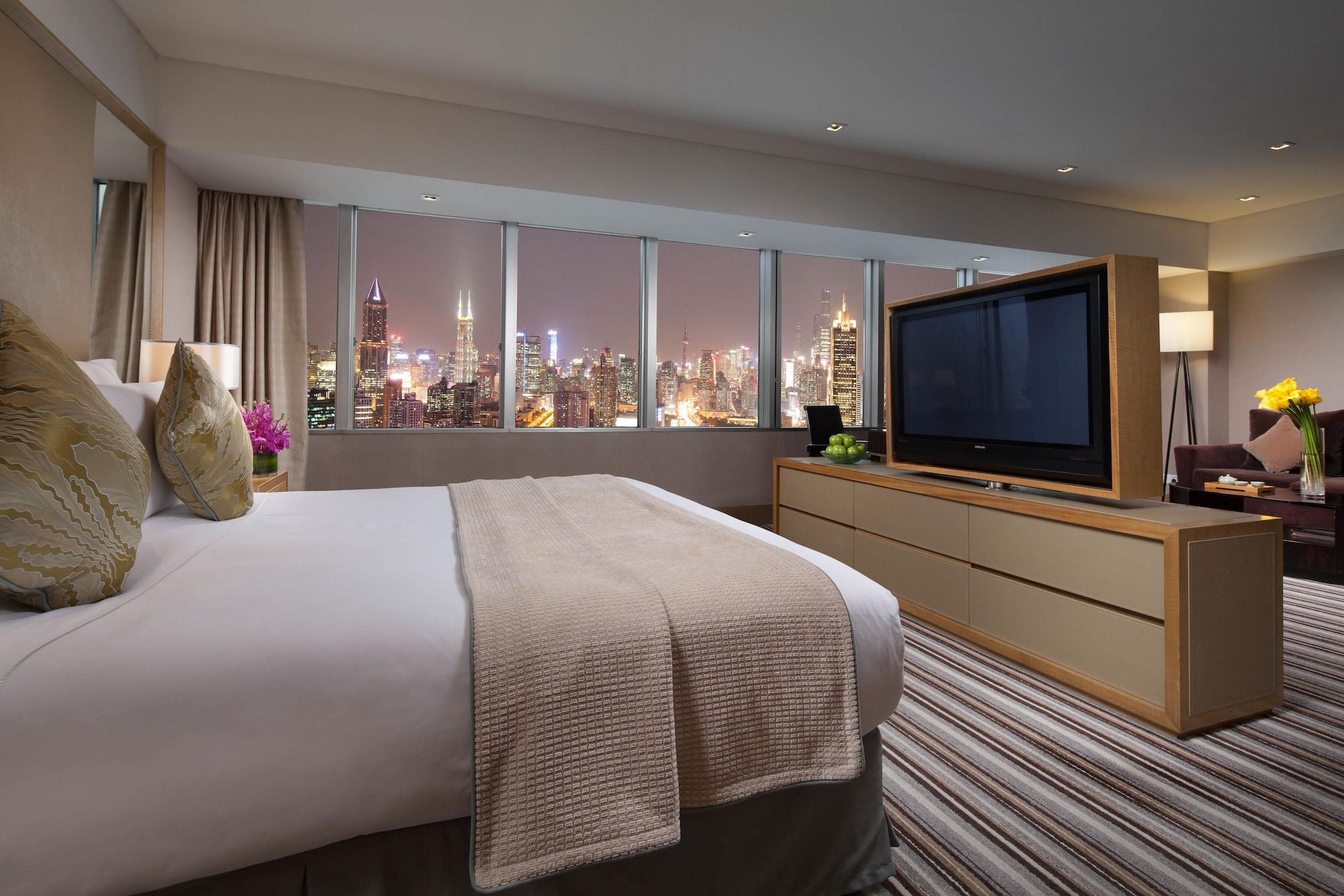 Jin Jiang Tower Hotel Шанхай Екстериор снимка